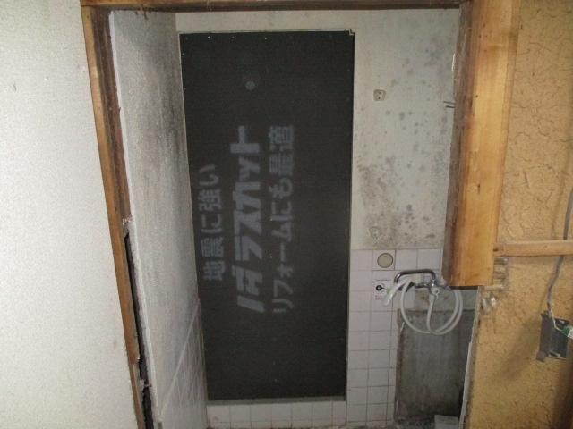 呉市阿賀　アパート改修工事 ④