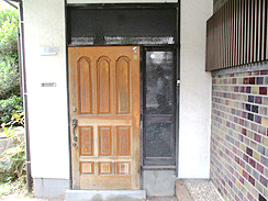 玄関ドア改修工事