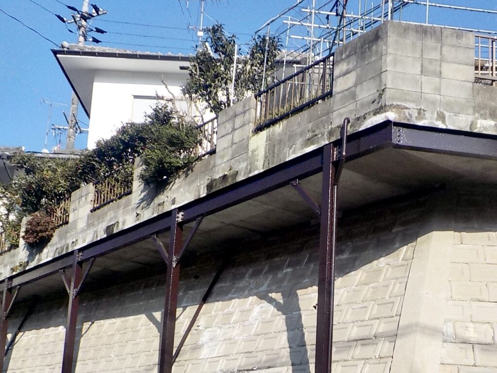 ご実家の鉄骨塗装工事　錆びをしっかりリフレッシュ✨