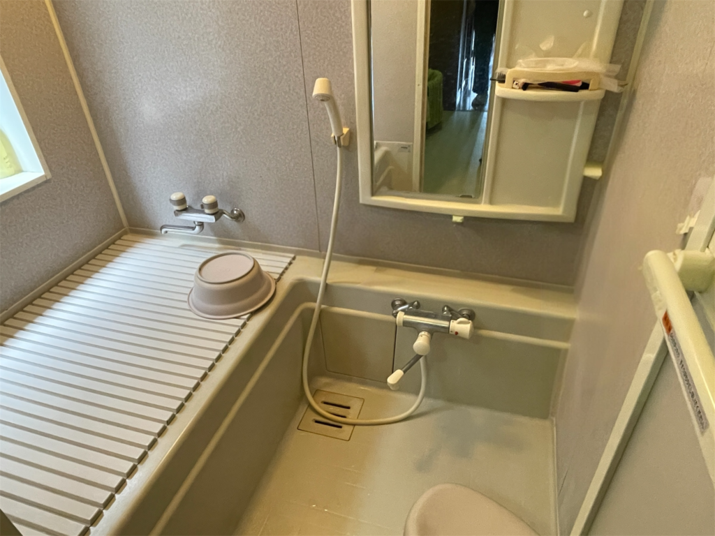 施工事例　冬でもあったか快適！ TOTOサザナでぽかぽか浴室に